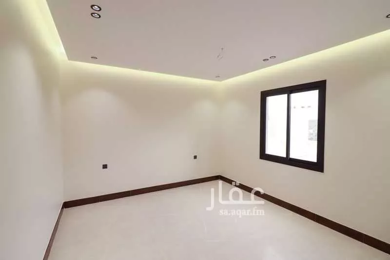 شقة 4 غرف في الروضة 4