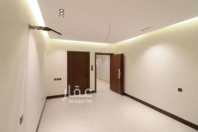 4 bedroom apartment in Al Rawdah 5
