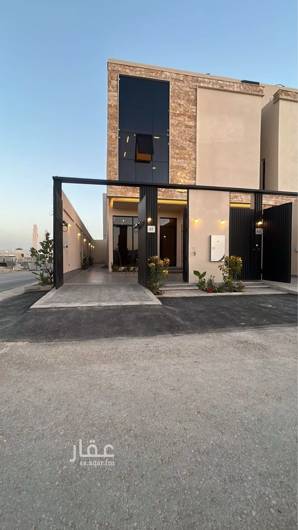 فيلا 4 غرف في العارض 1