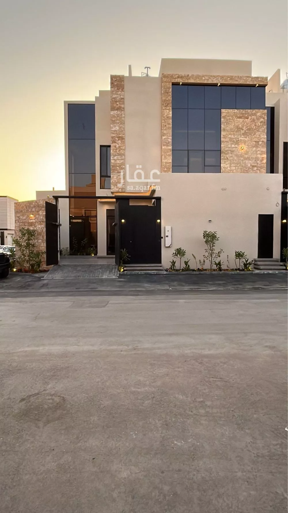 6 bedroom villa in Al Narjis 2