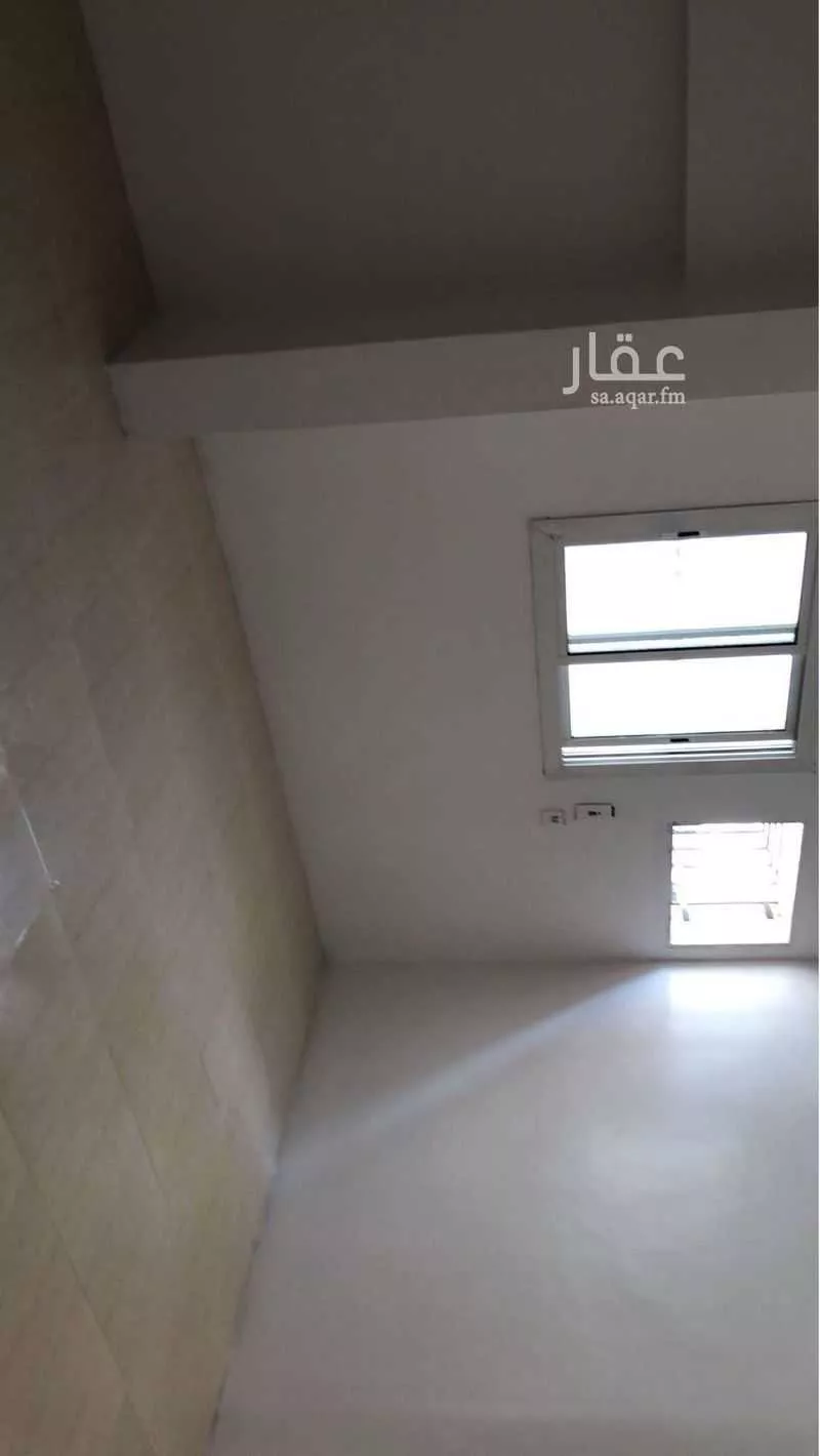 122 sqm building in Al Anabis 2
