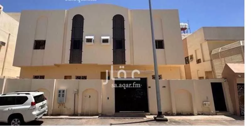 عمارة 400 م² في الدفاع