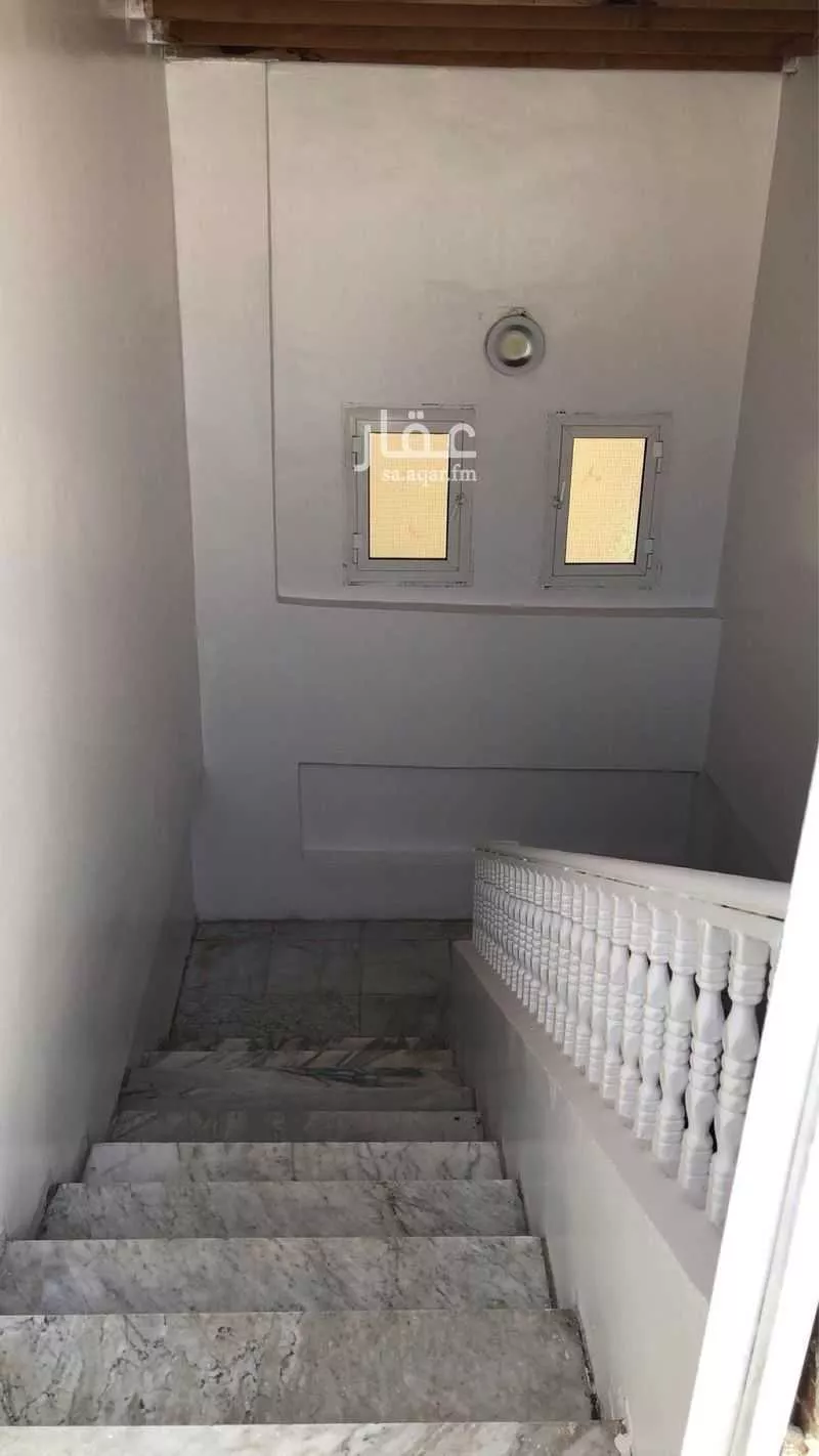 122 sqm building in Al Anabis 5