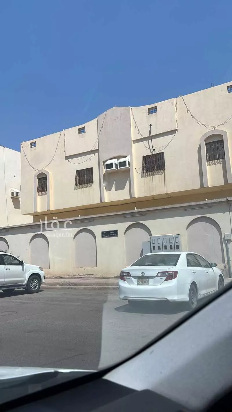 عمارة 609 م² في الدفاع