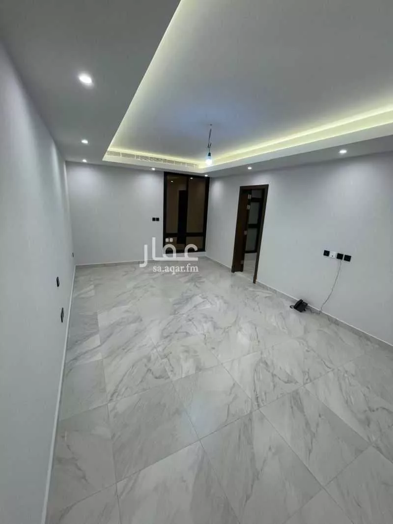 4 bedroom villa in Al Yaqout, Jeddah 9