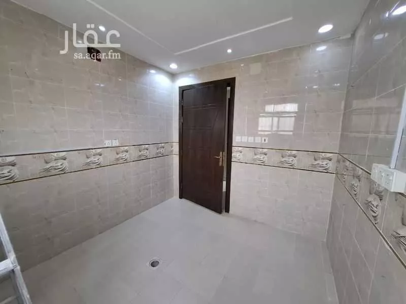 3 bedroom apartment in Al Mahdiyyah 1