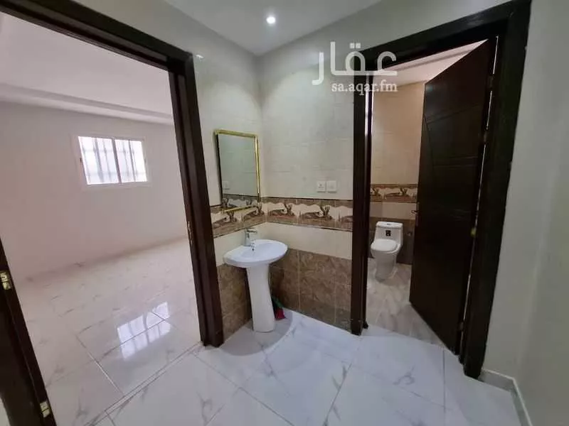 3 bedroom apartment in Al Mahdiyyah 4