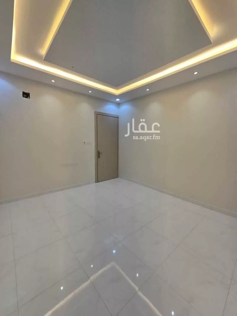 شقة 6 غرف في العريجاء الوسطى 5