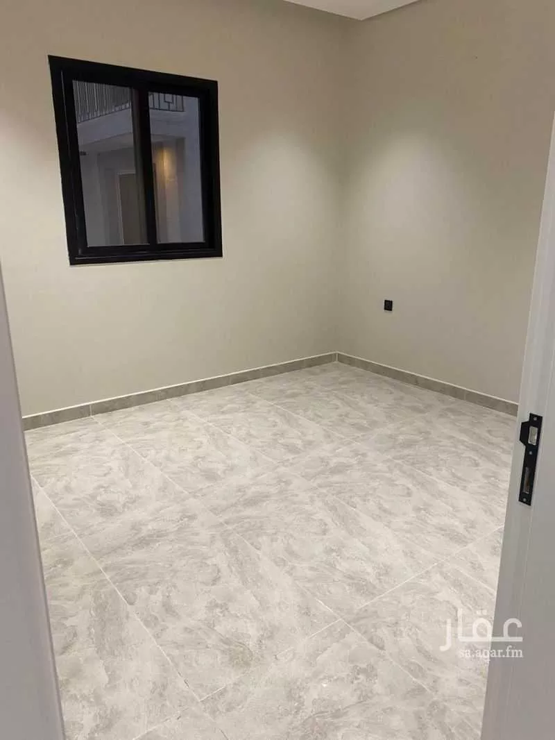 شقة 3 غرف في الحمرا 4