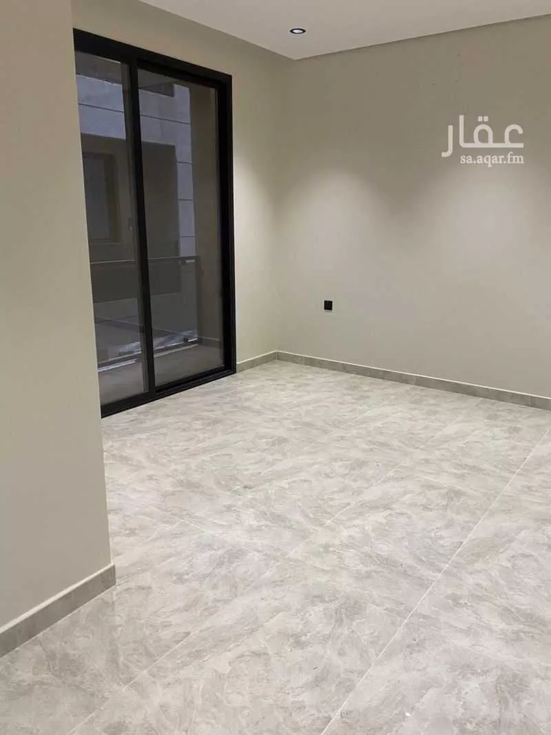 شقة 3 غرف في الحمرا 1