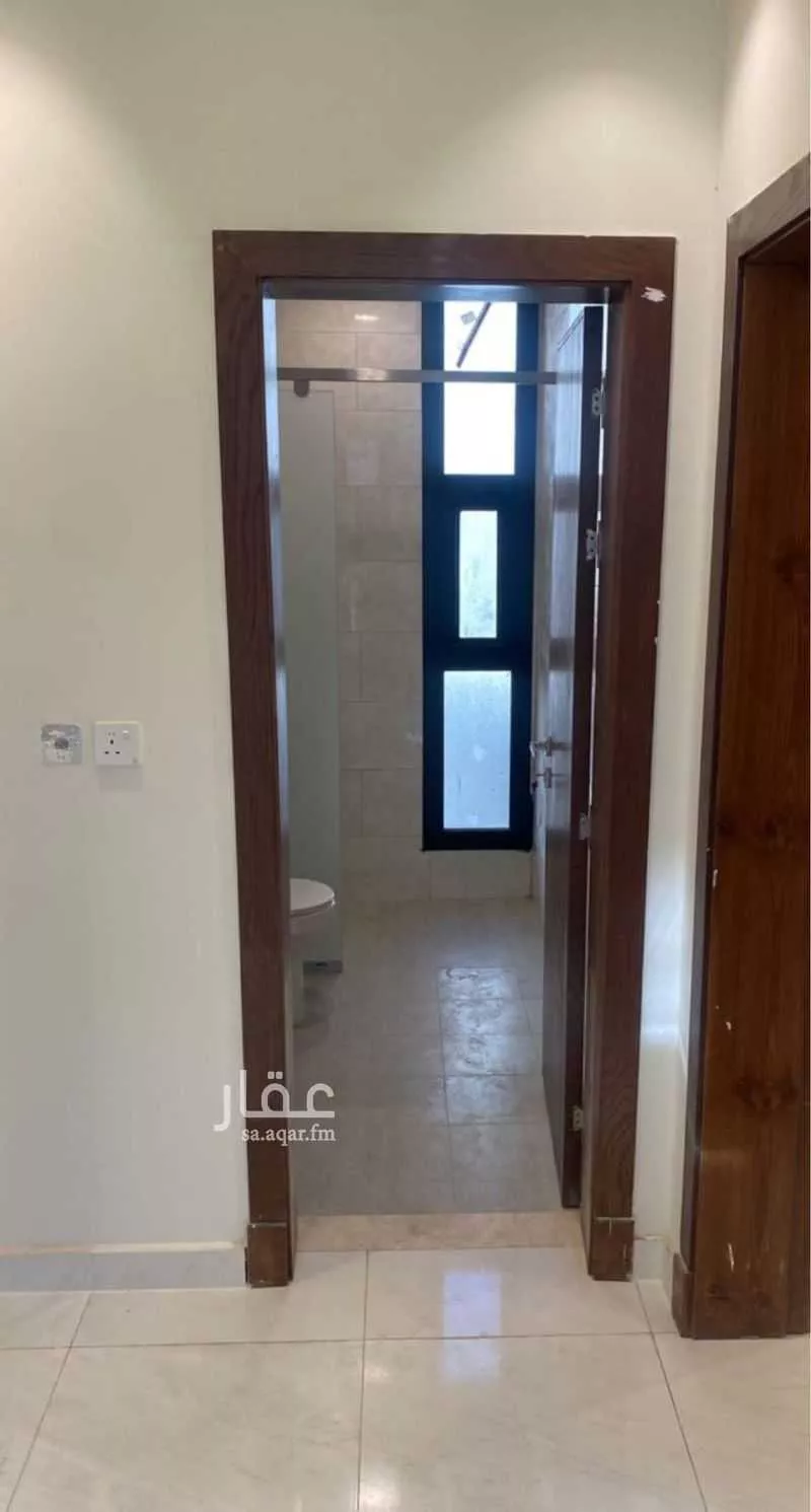 فيلا 5 غرف في الجنادرية 2