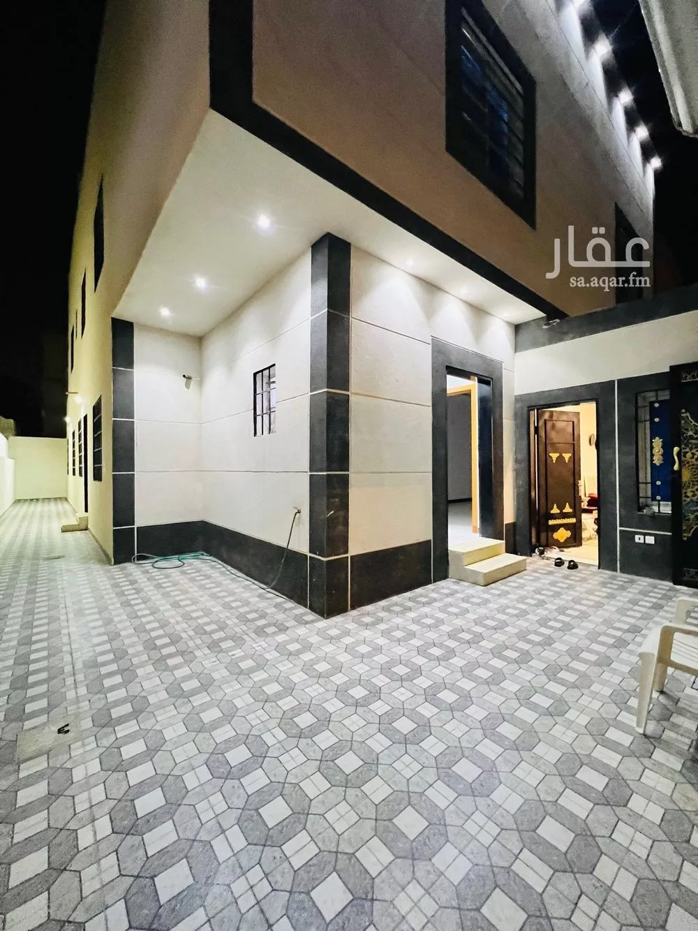 6 bedroom floor in Ad Dar Al Baida 2