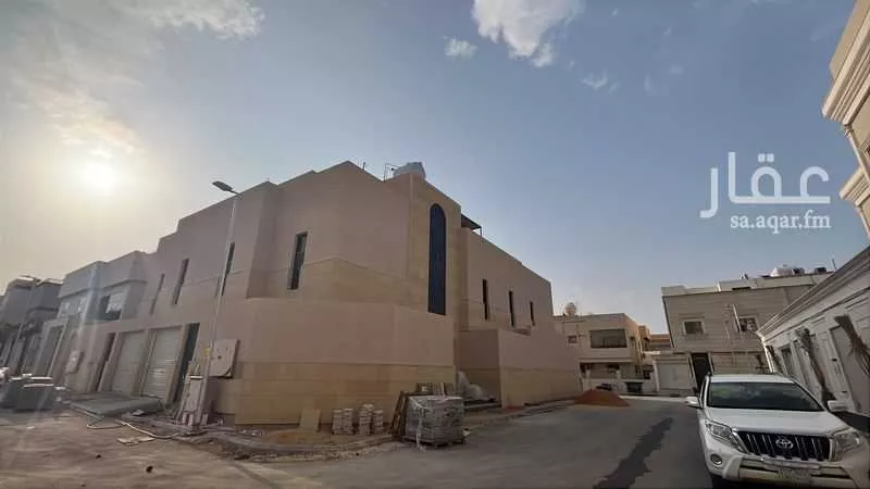 فيلا 20 غرف في العليا 5