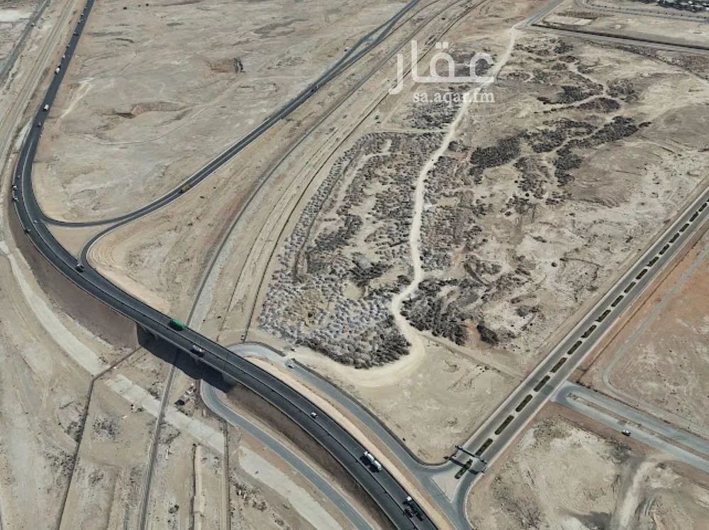 أرض 283788 م² في البرية 4
