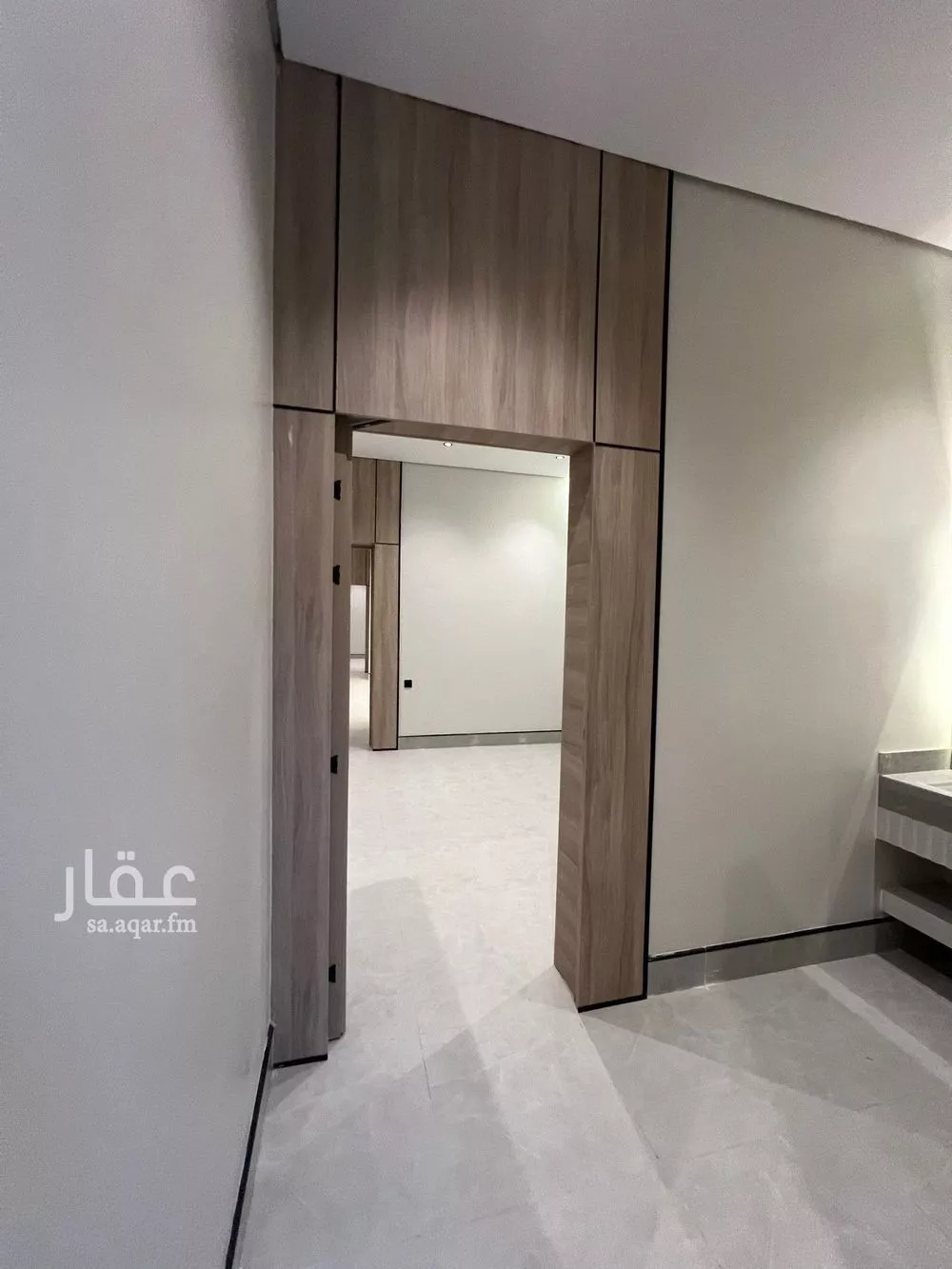 5 bedroom floor in Al Janadriyah 4