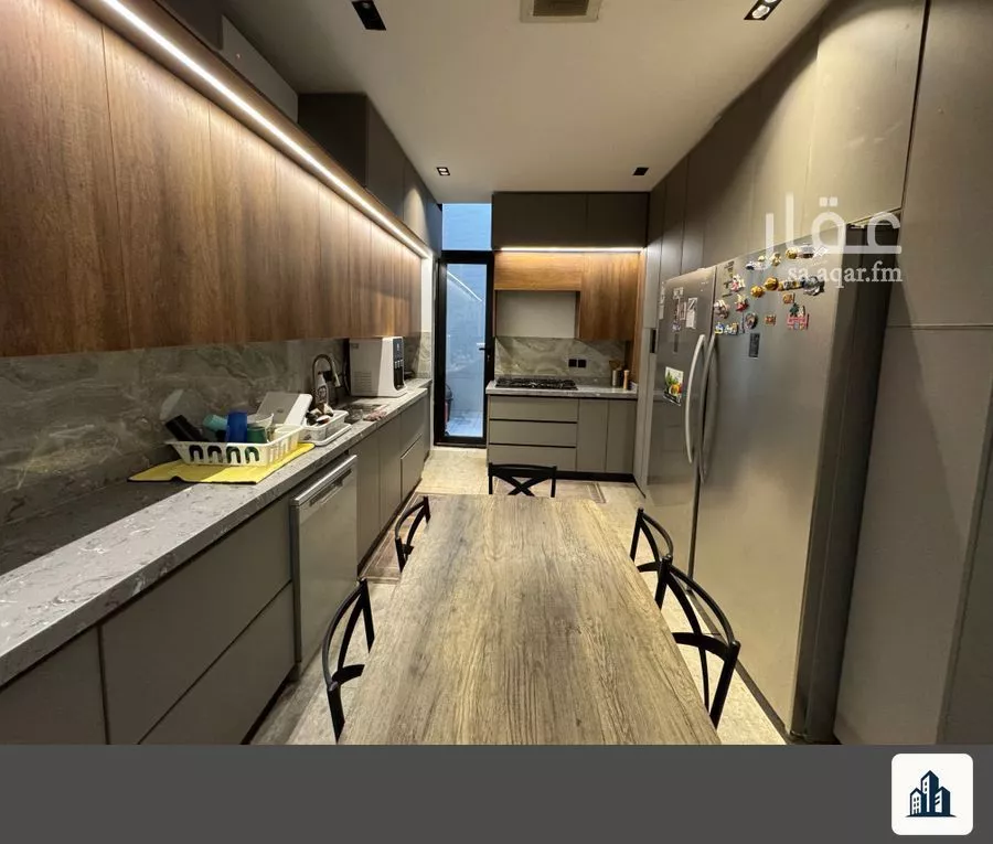 فيلا 7 غرف في النرجس 4