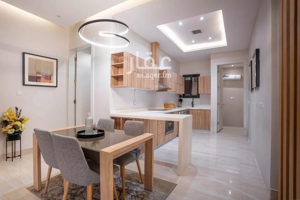 شقة 4 غرف في الملقا 3