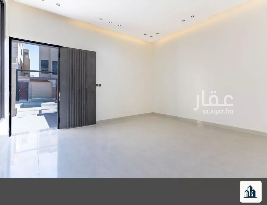 فيلا 4 غرف في الرمال 4