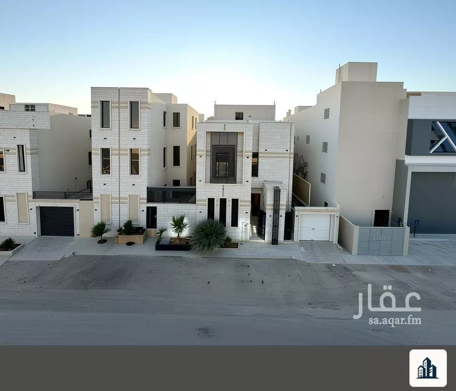 9 bedroom villa in Al Mahdiyyah 1