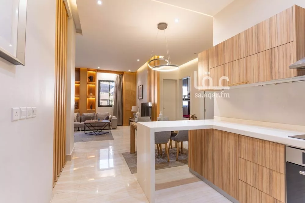 شقة 4 غرف في الملقا 5