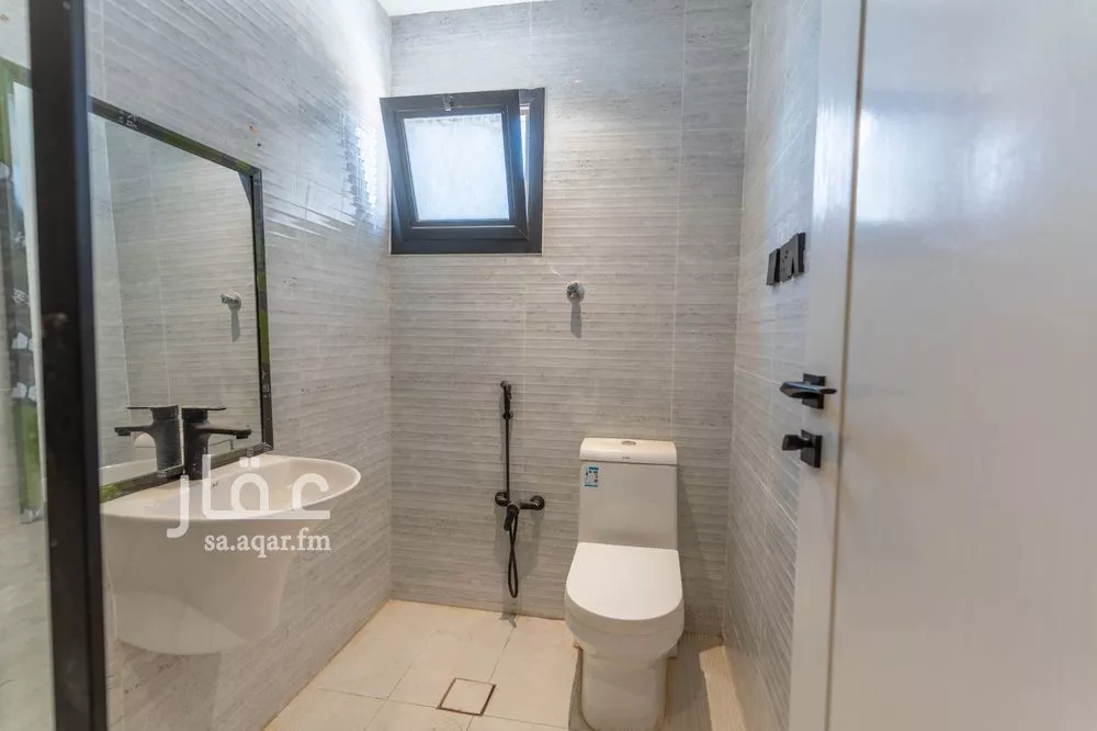 4 bedroom apartment in Qurtubah, Riyadh 11