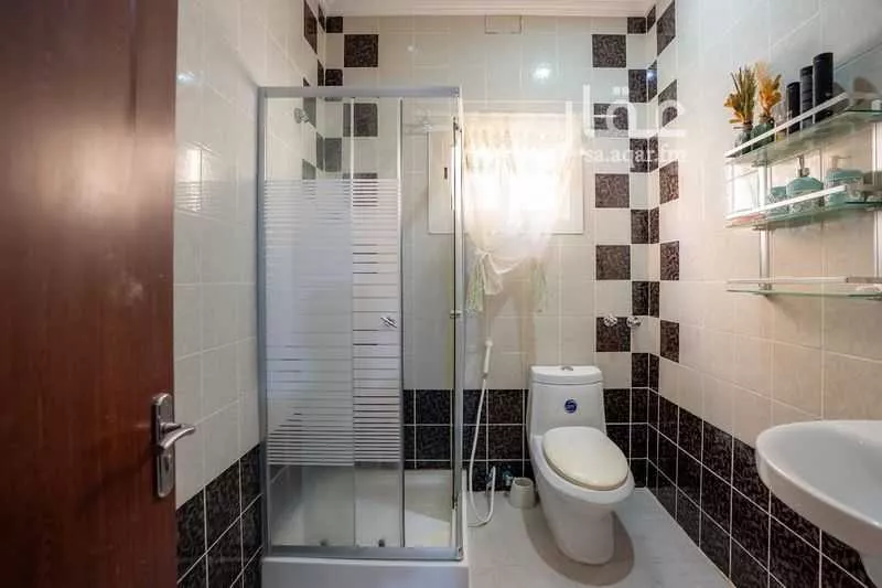 فيلا 7 غرف في الياقوت 3