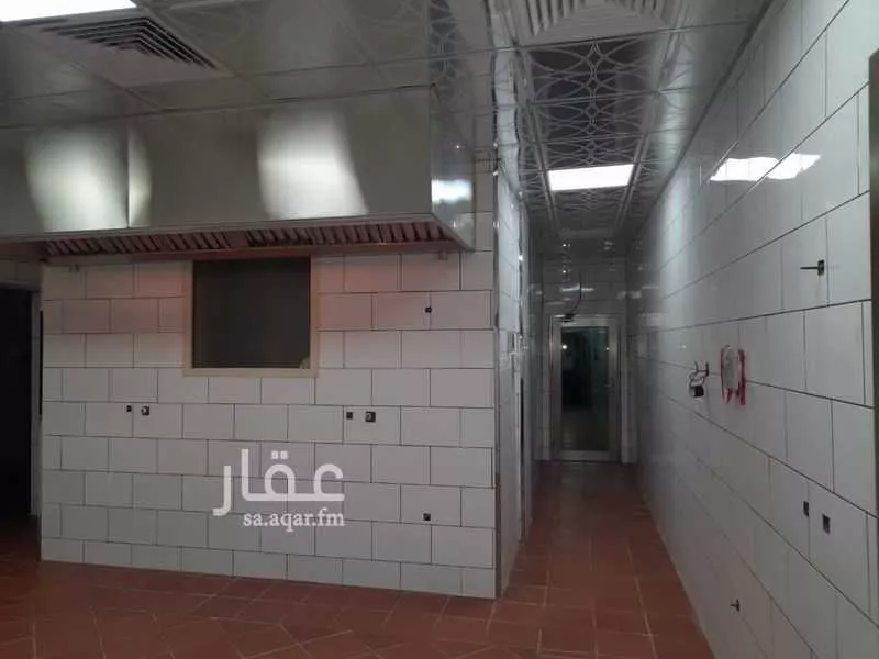 محل 510 م² في العوالي 3