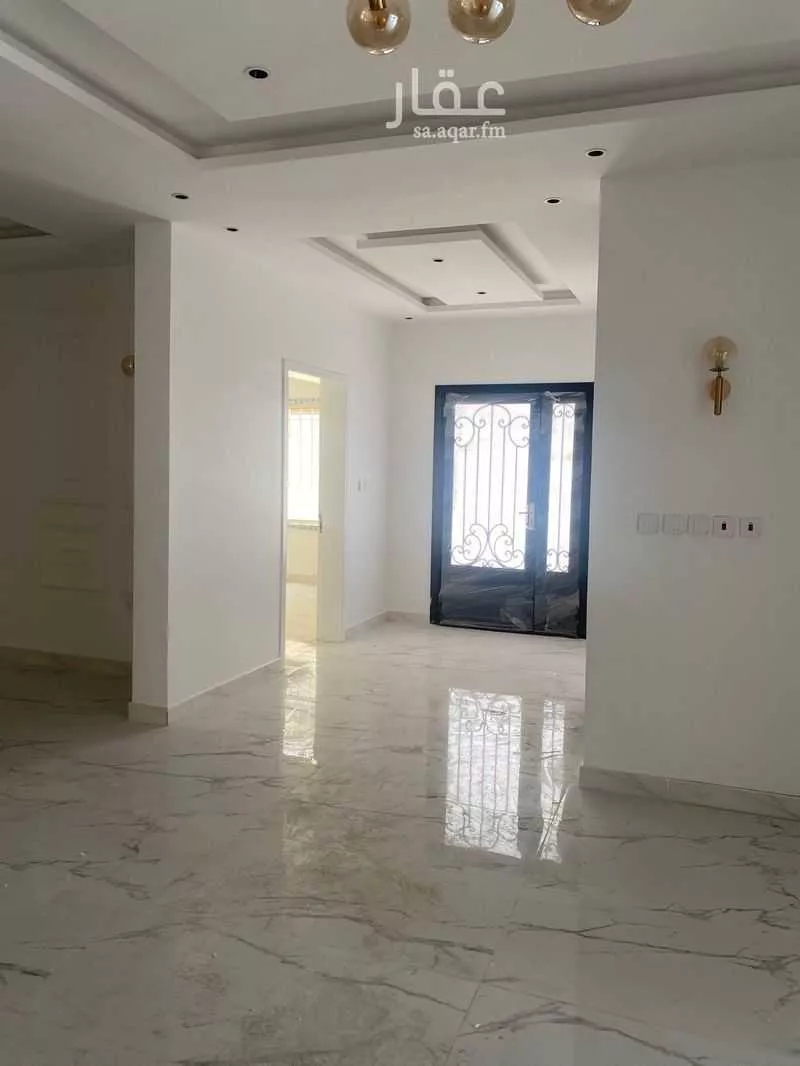 7 bedroom villa in Jeddah 4