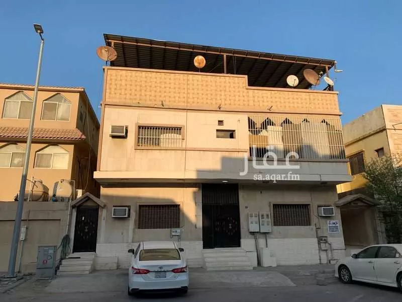 عمارة 325 م² في الثقبة 3