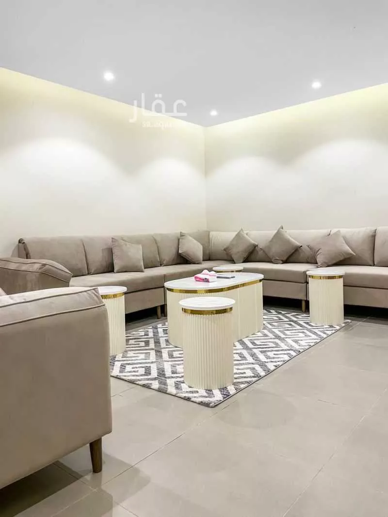 شقة 1 غرف في النفل 4