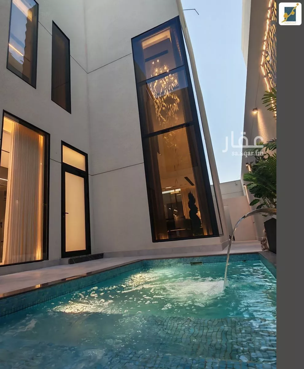 فيلا 5 غرف في السيف 5