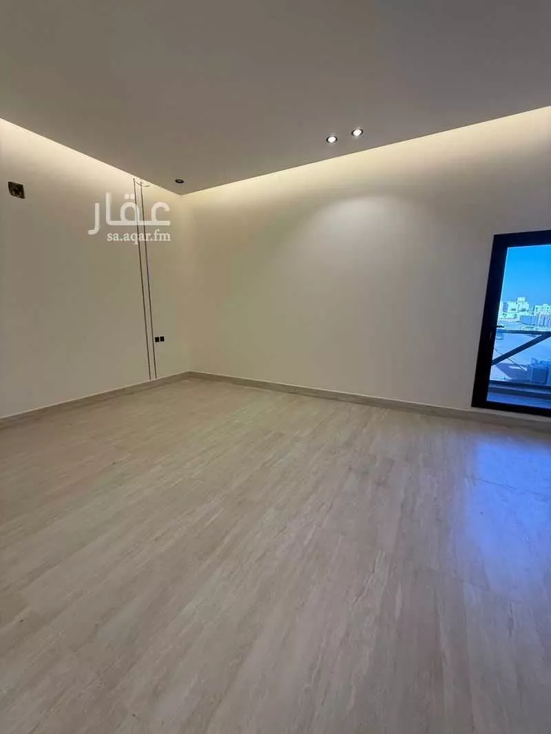 فيلا 8 غرف في ظهرة لبن 4