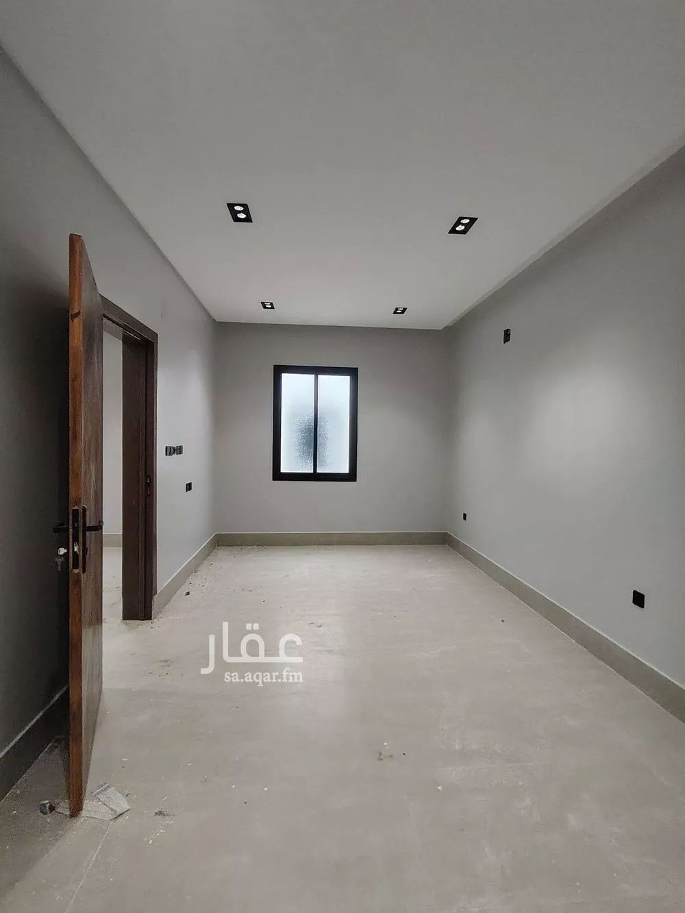 فيلا 7 غرف في عكاظ 5