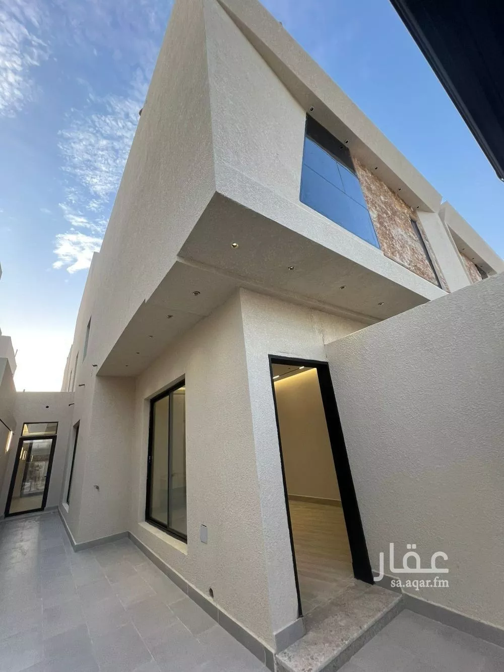 فيلا 4 غرف في ديراب 3