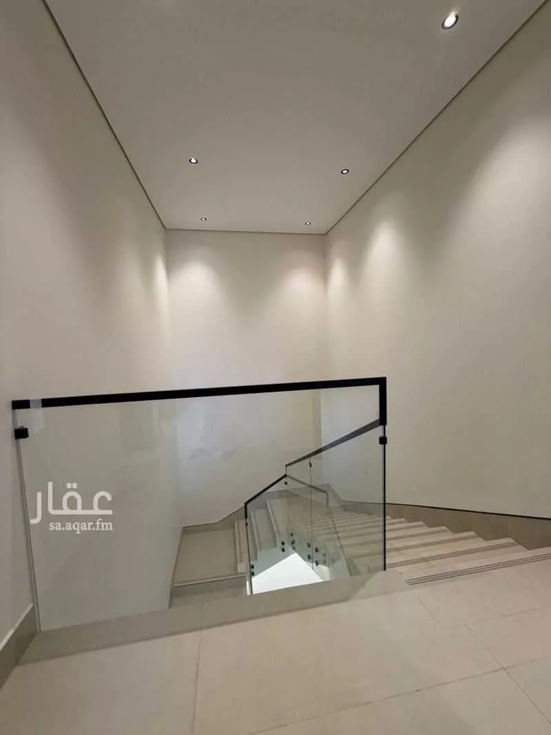 8 bedroom villa in Al Yarmouk, Riyadh 17