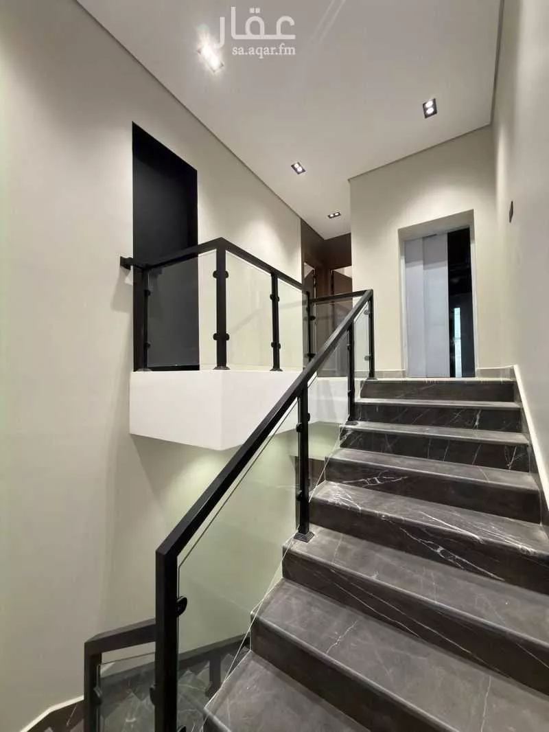 5 bedroom apartment in Ishbiliyah 5