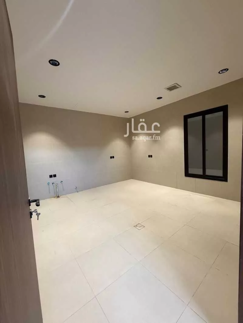 8 bedroom villa in Al Yarmouk, Riyadh 10