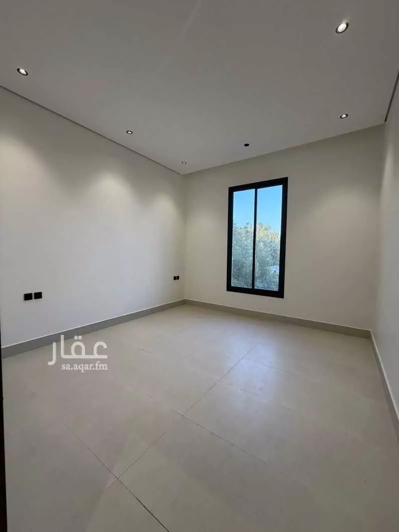 8 bedroom villa in Al Yarmouk, Riyadh 14