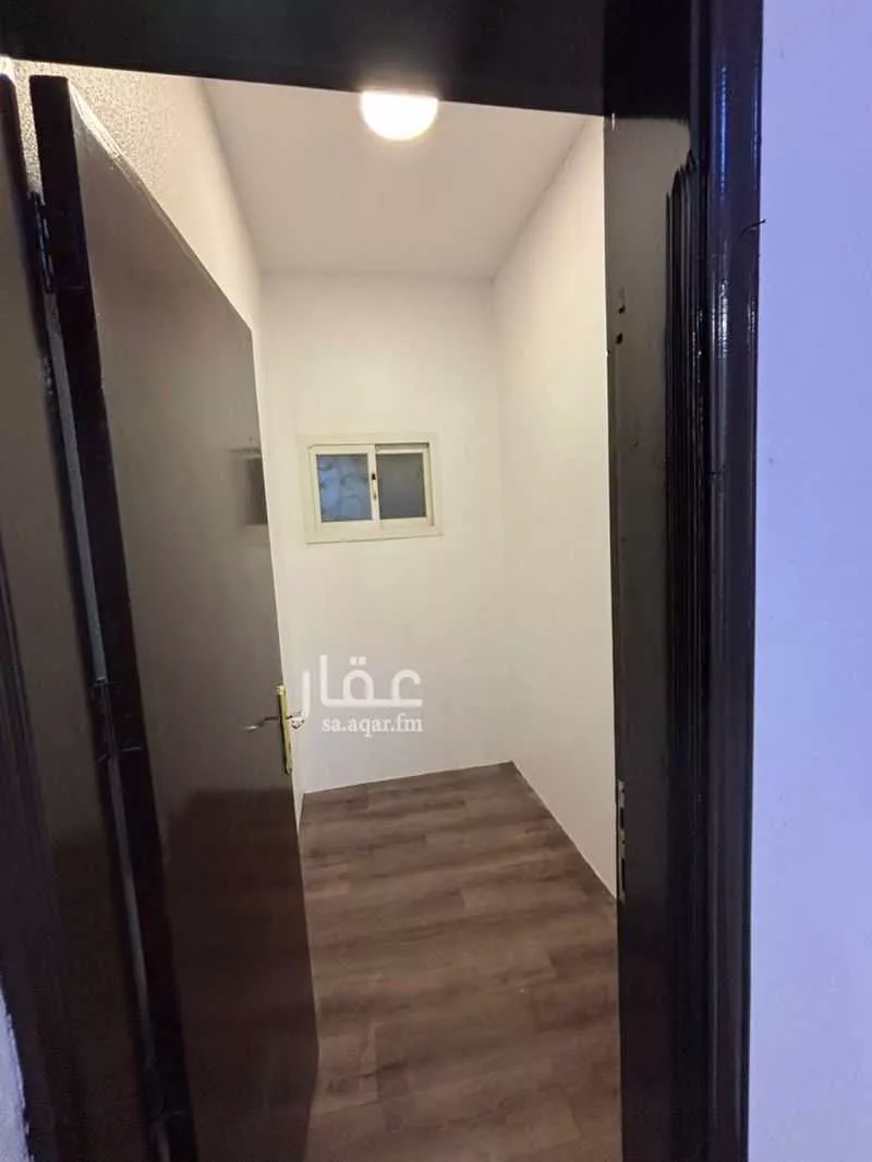 5 bedroom floor in Tuwaiq 4