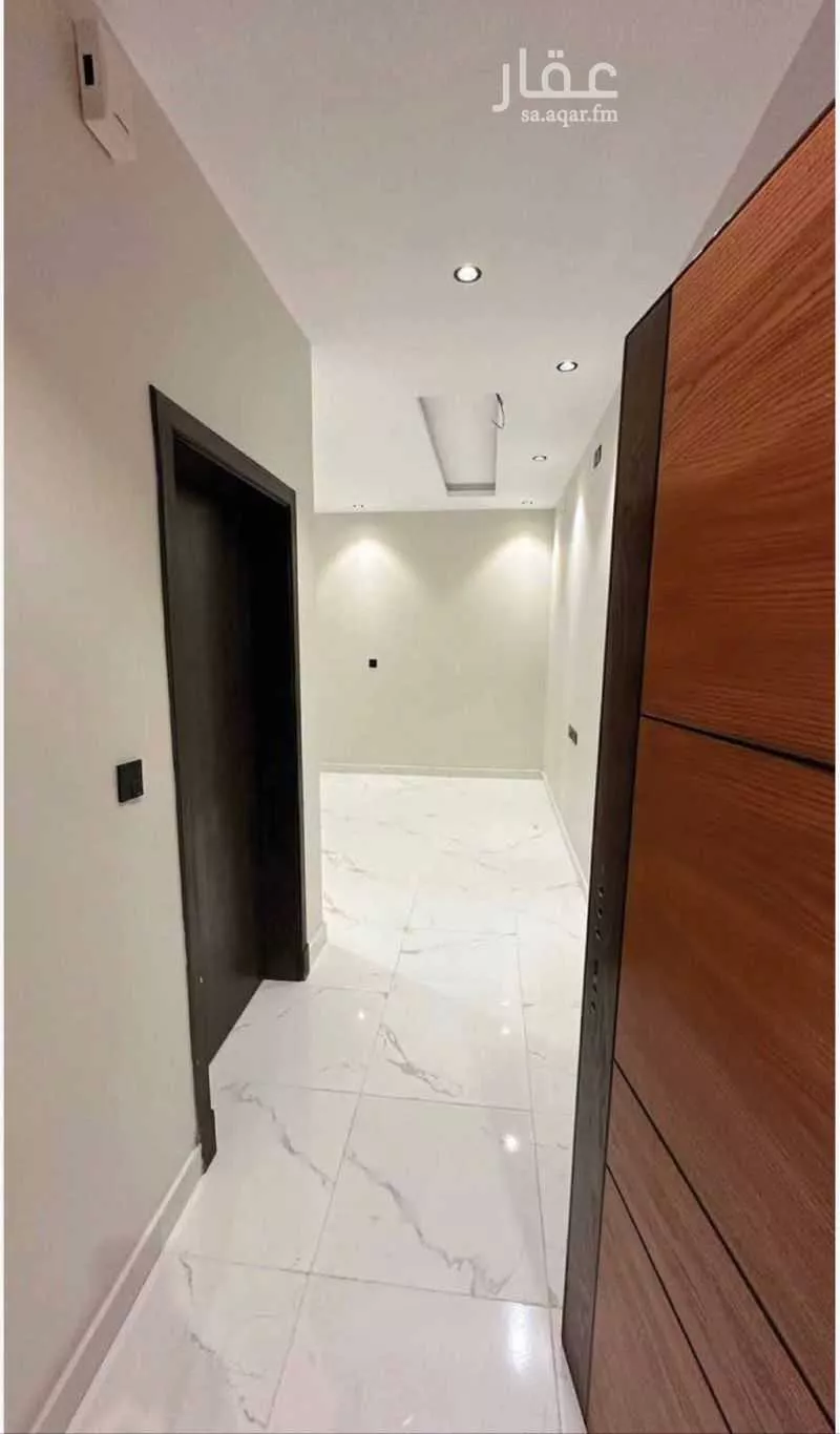 شقة 5 غرف في الصفا 4