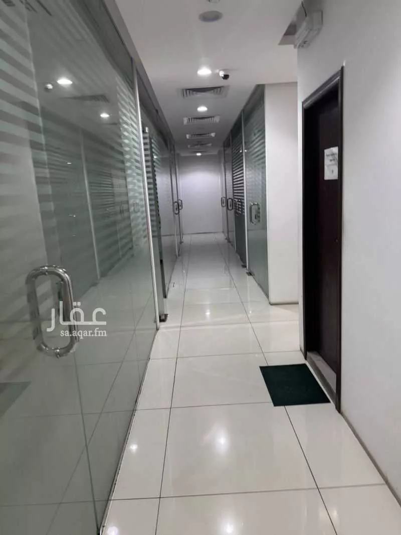 مكتب 202 م² في الروابي 4