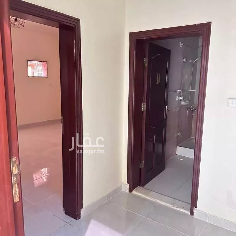 5 bedroom apartment in Al Ajawid 3