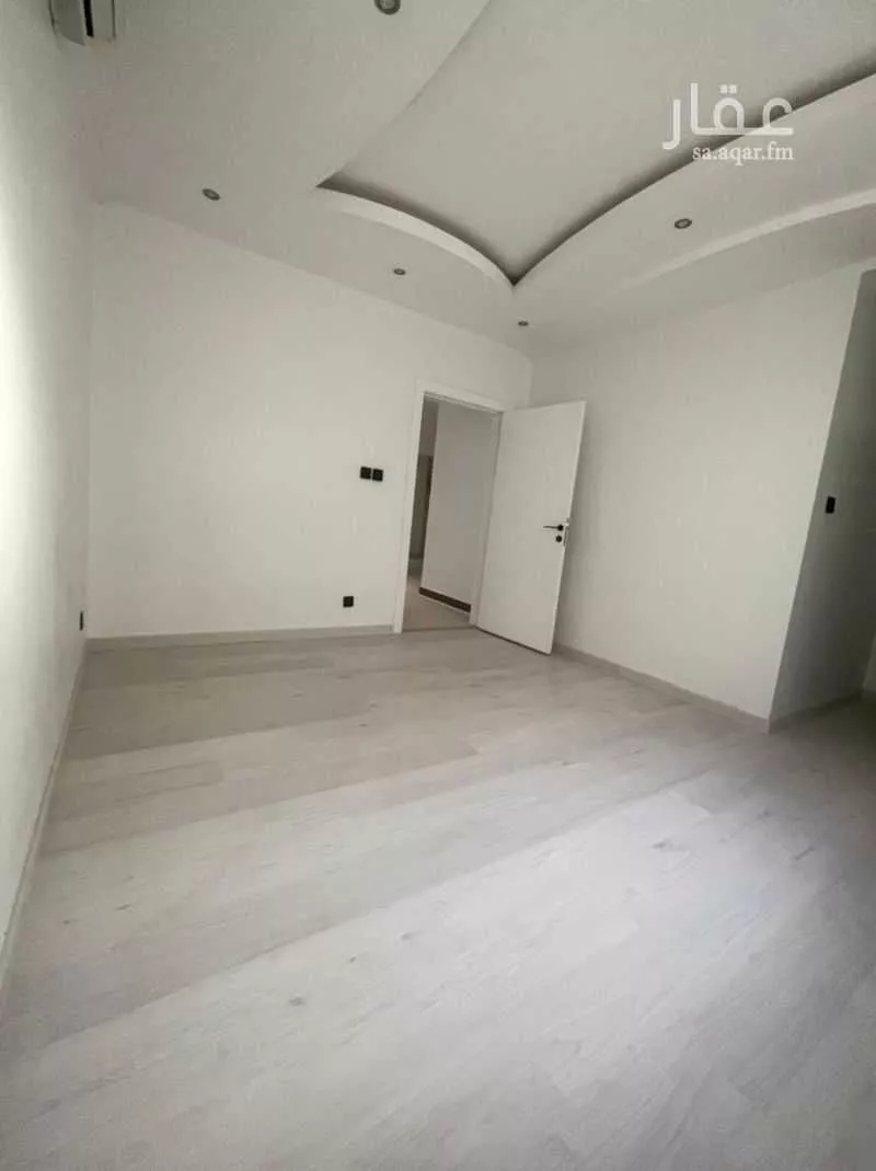 6 bedroom villa in Al Rabie 3