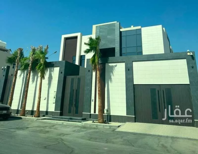 5 bedroom apartment in Al Qairawan