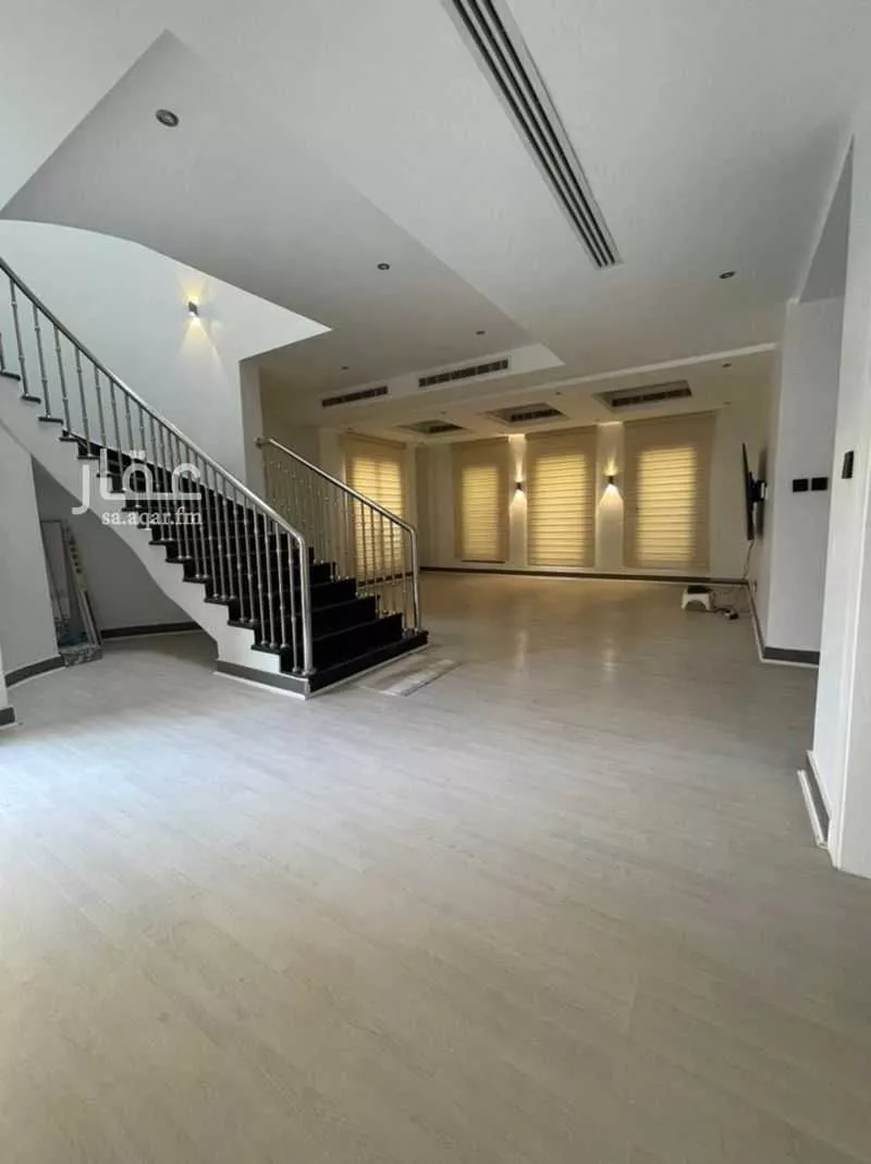 6 bedroom villa in Al Rabie 1