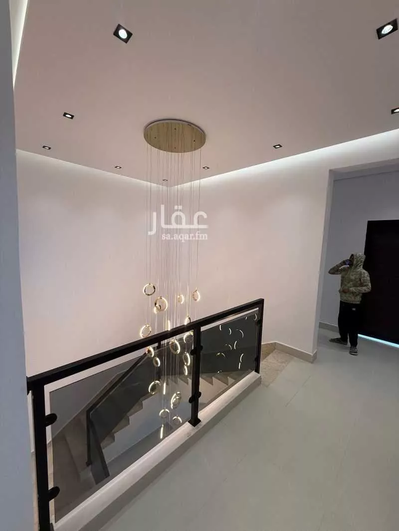 دور 7 غرف في السعادة 1