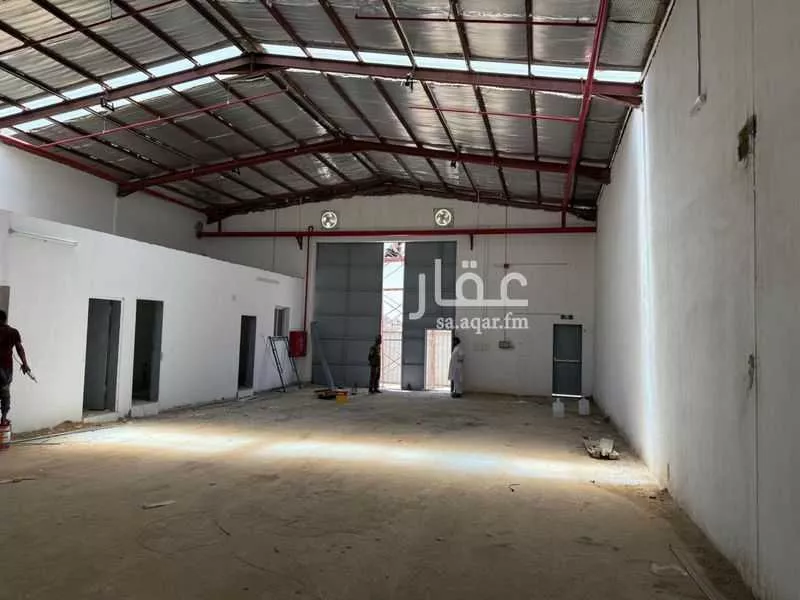2 bedroom warehouse in Al Marwa, Riyadh 4