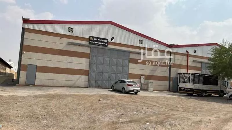 مستودع 4900 م² في السلي 1