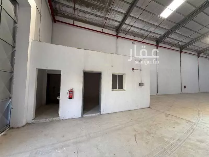 مستودع 5250 م² في السلي 2