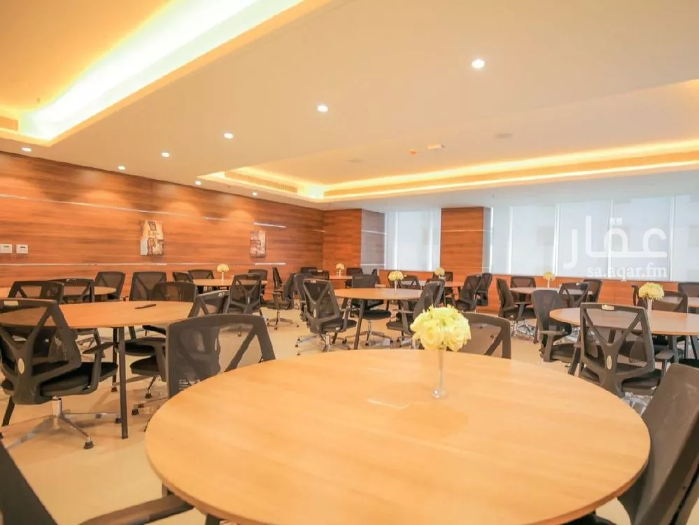 2 bedroom office in East Beach, Eastern Province 3